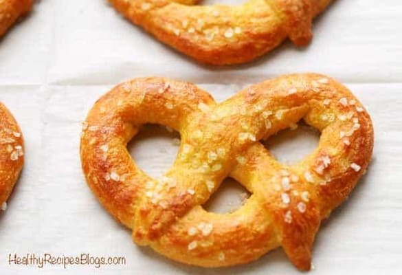 Keto soft pretzels