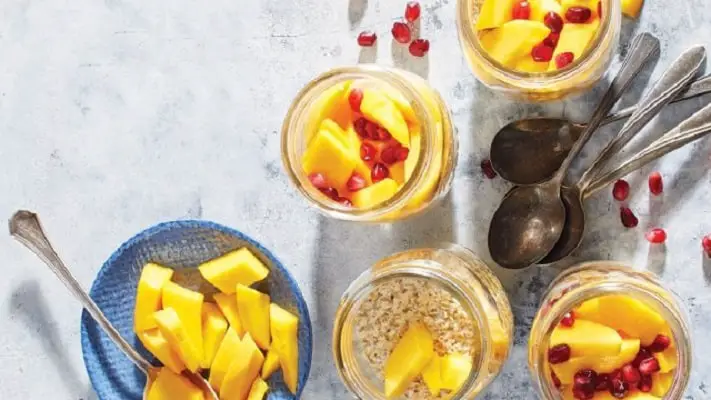 mango ginger overnight oats