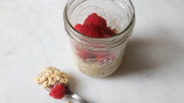 Easy peanut butter overnight oats