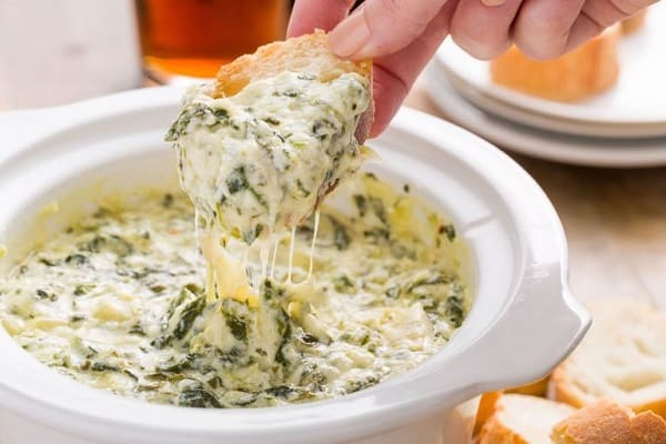 Keto spinach artichoke dip