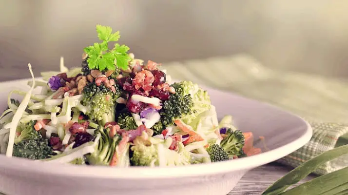 Keto broccoli salad