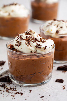 Keto chocolate mousse in cups