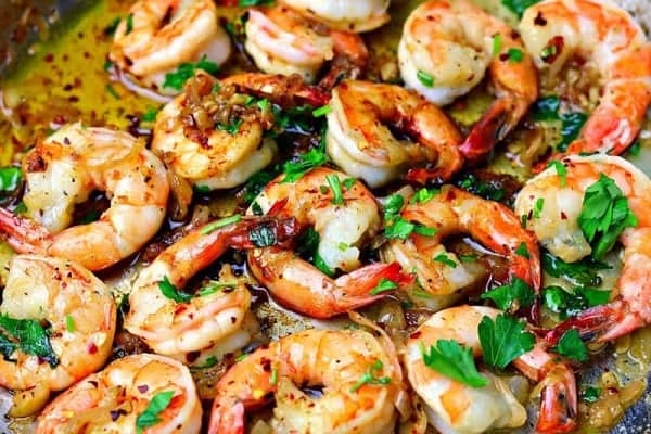 Simple keto garlic shrimp in a pan