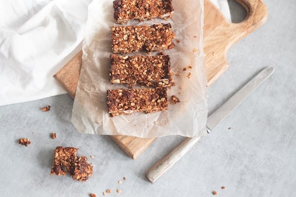 4 granola bars on baking paper