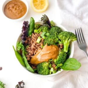 beef and broccoli bowl with sunshine sauce