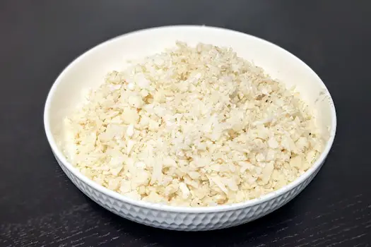 caulirice in a bowl